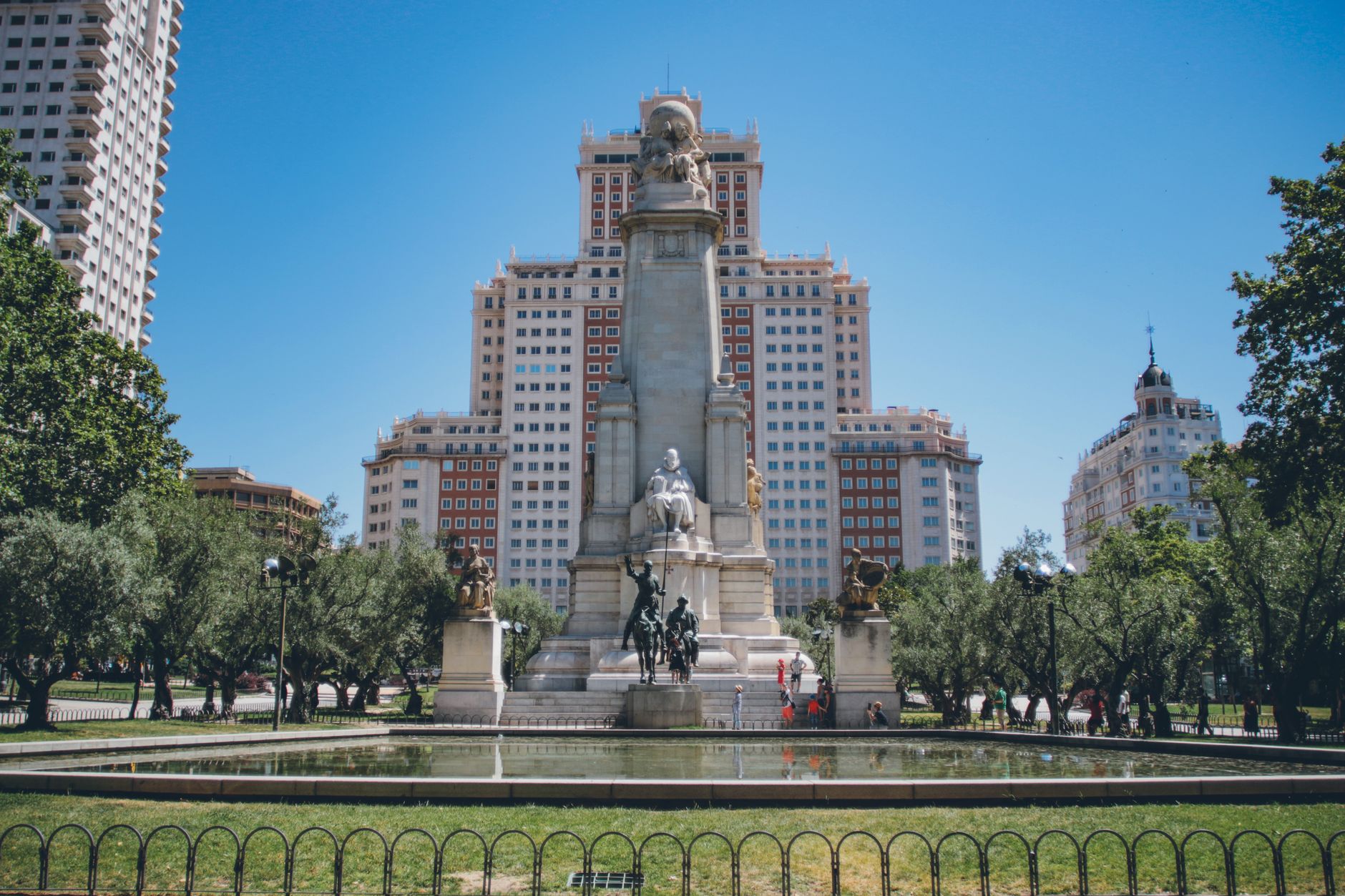 Madrid at a Crossroads: Three Critical Decisions That Will Shape the City's Next Four Years