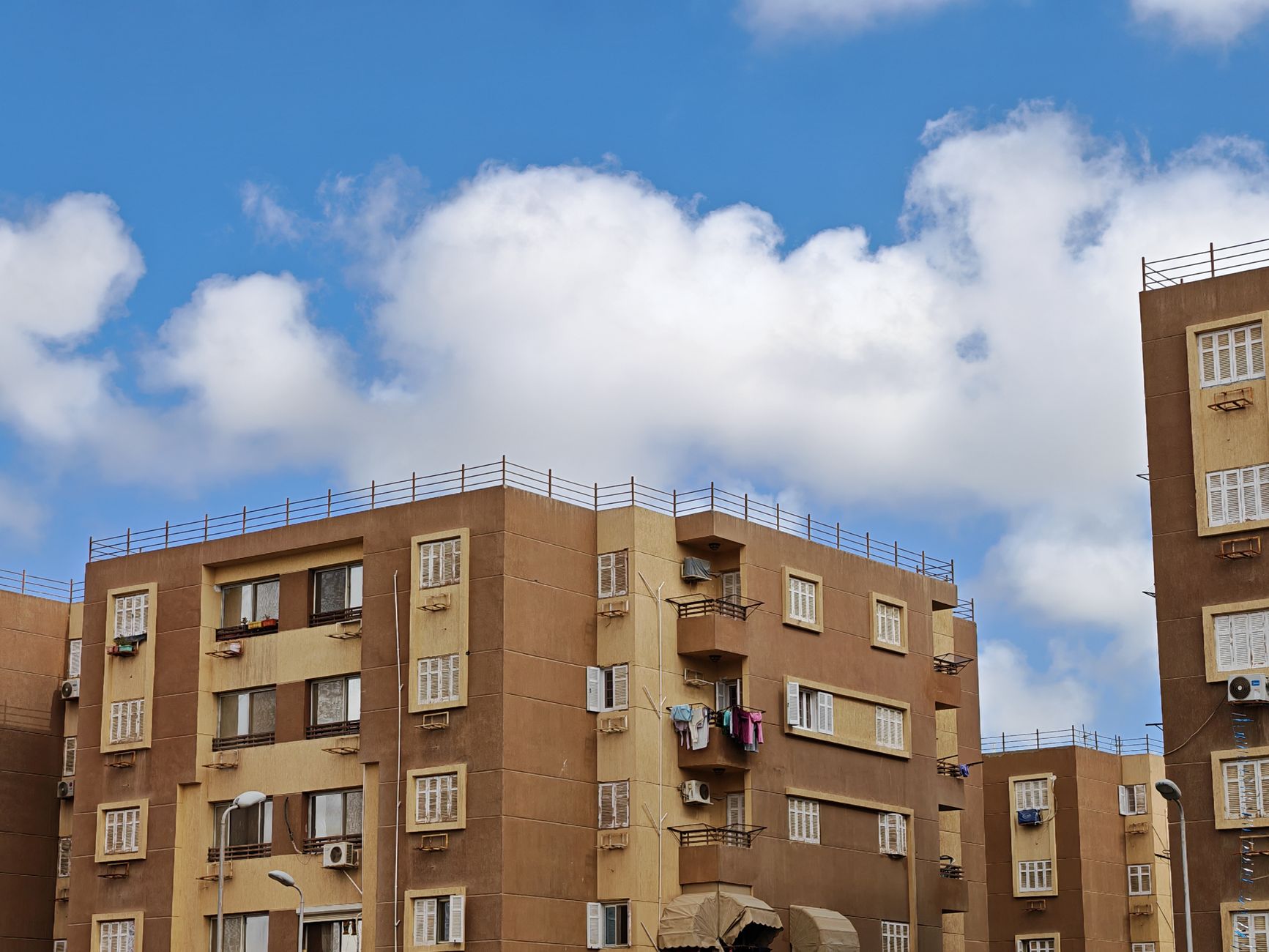 Cairo's Development Boom Reshapes Neighborhoods: Winners and Losers Emerge