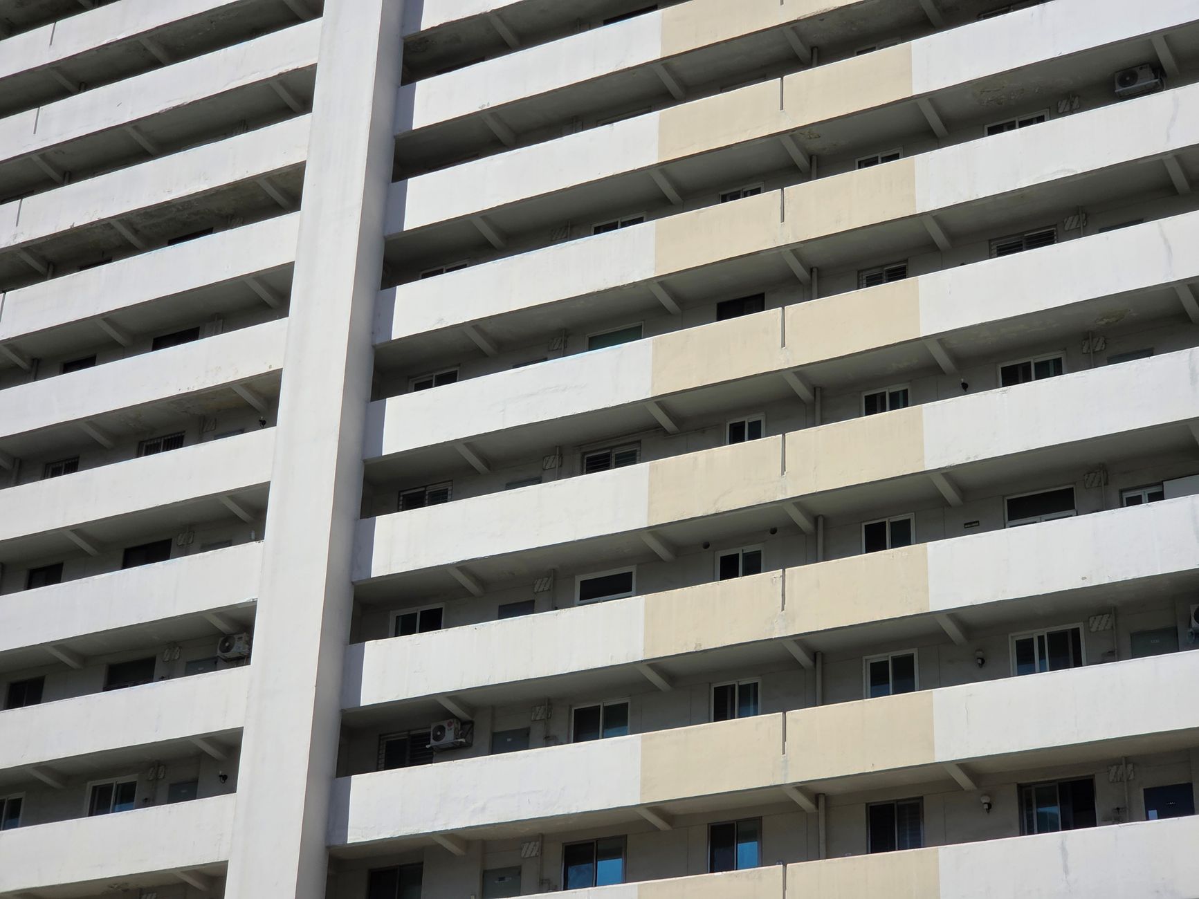 Johannesburg Rental Vacancy Surges While Sectional Title Demand Soars
