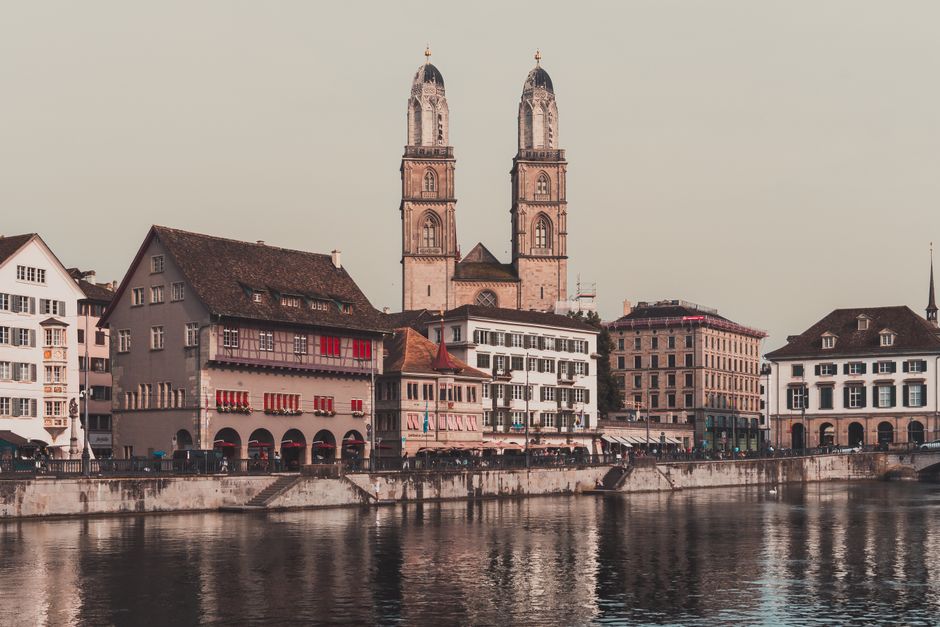 Your guide to free and low-cost wellness services keeping Zurich's older adults mobile