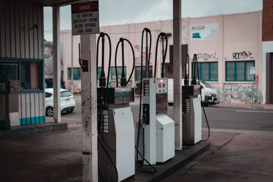Brisbane drivers warned: Fuel pump audits find short-changing at bowsers