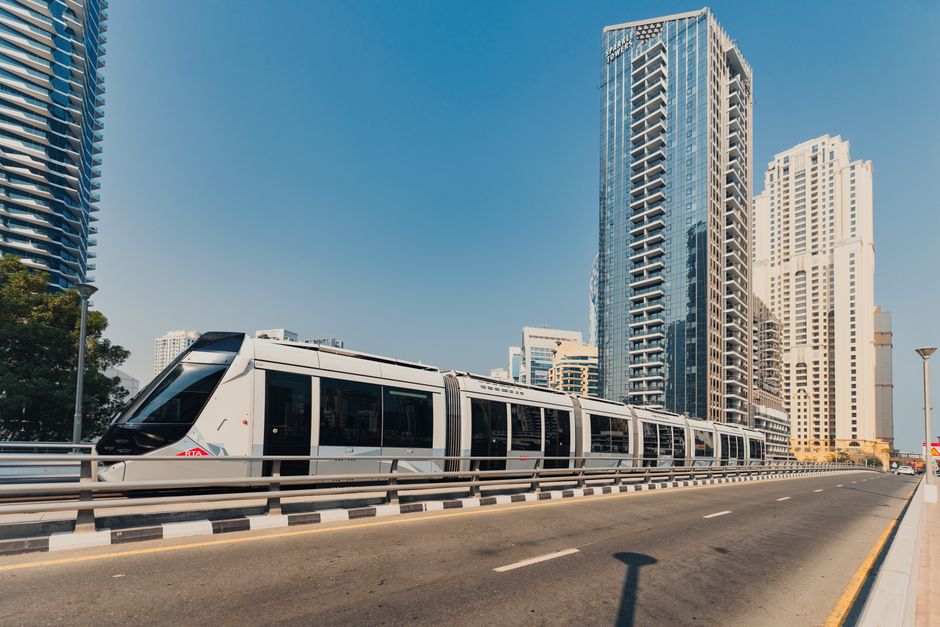 Dubai's Transport Crossroads: The Critical Decisions That Will Shape the Next Five Years