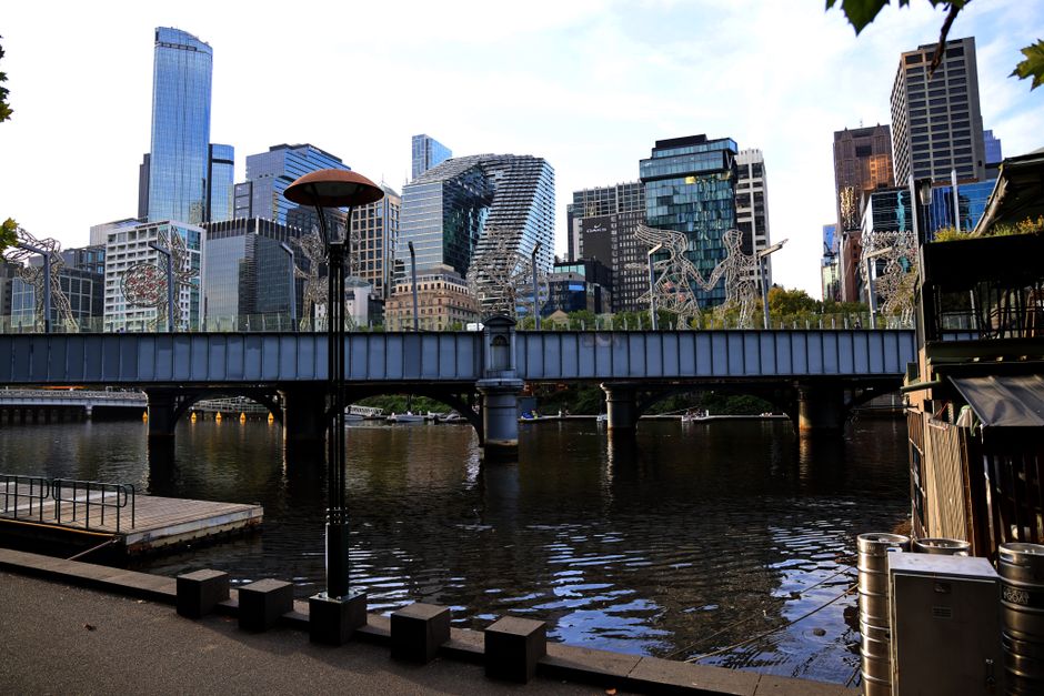 Melbourne's Restaurant and Bar Scene: Your Complete Guide to the Best Local Experiences Right Now