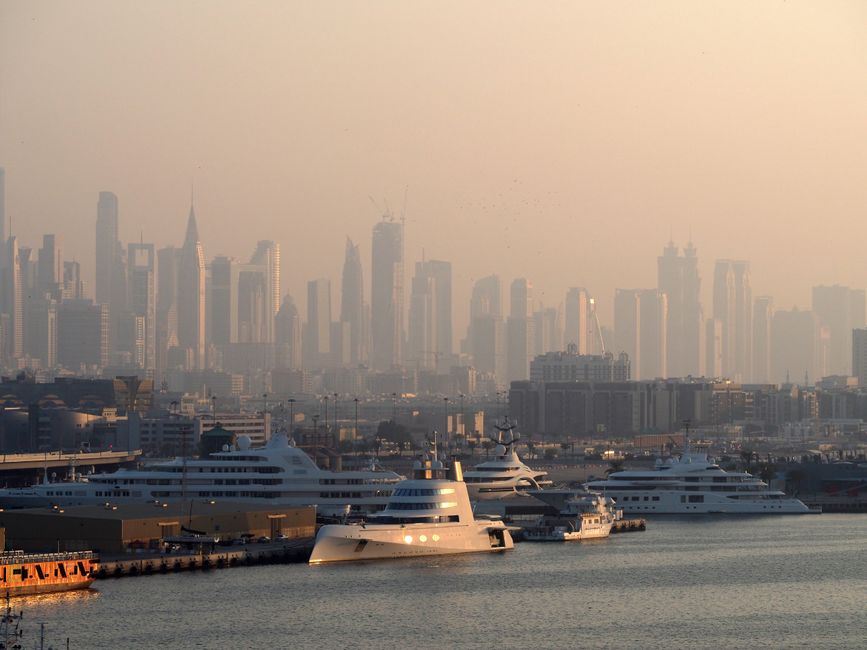 Dubai Parents and Students Voice Concerns Over Rising School Fees and Capacity Pressures