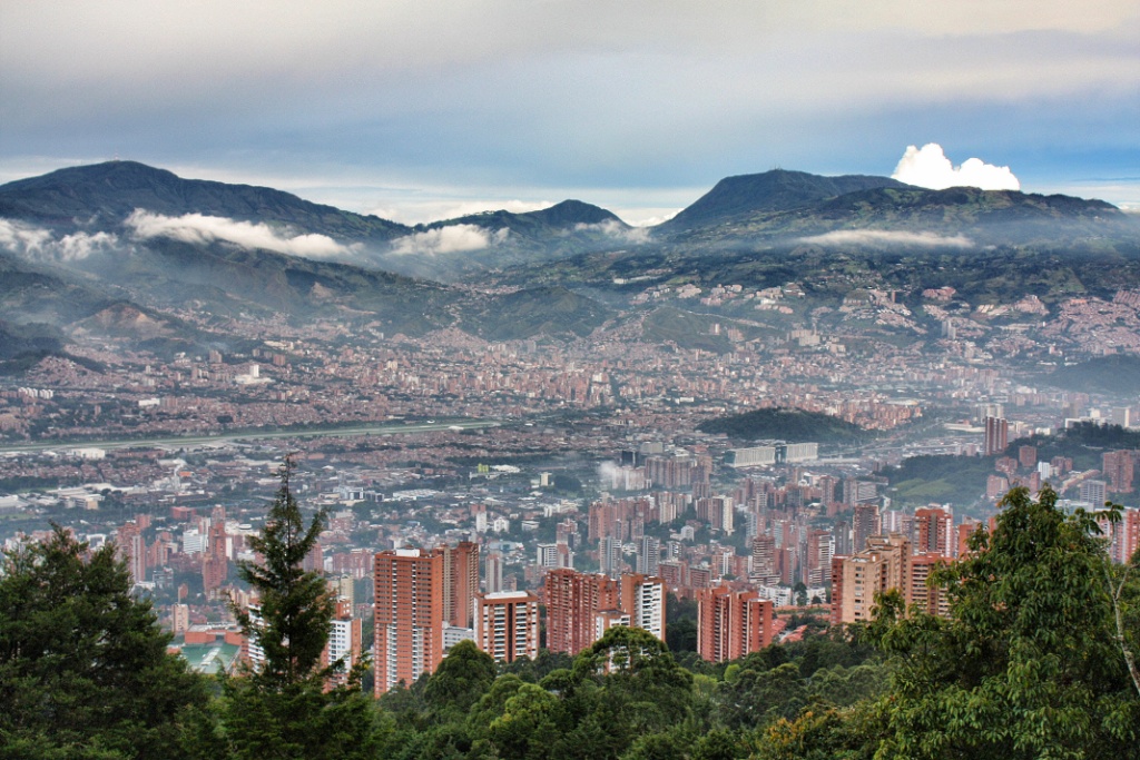 Manrique Rezoning: Medellín's Next Development Zone