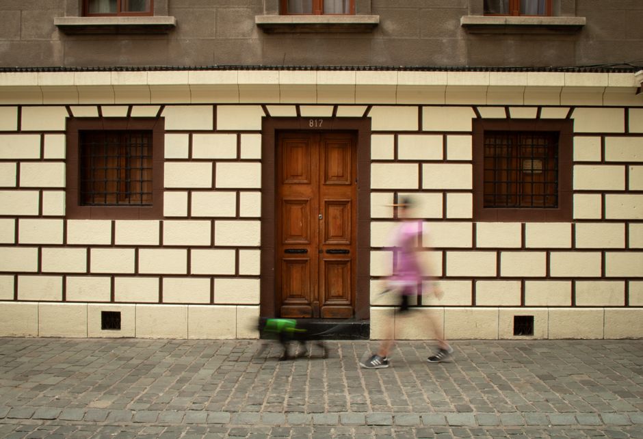 From Solo Joggers to Unified Movements: How Santiago's Fitness Challenges Are Building Community