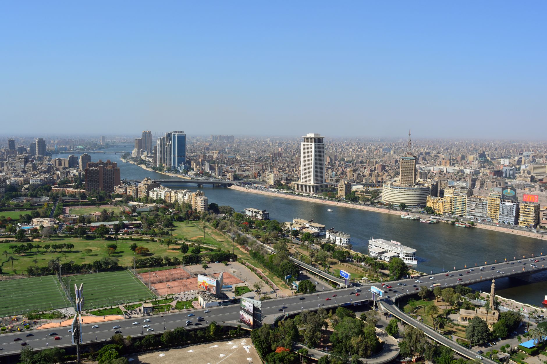 Outdoor Fitness Cairo: Parks & Riverside Paths Guide