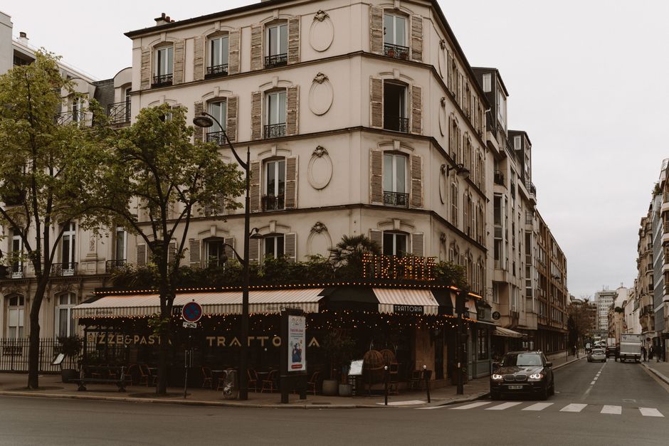 Paris Faces Key Decisions on Duplicate Image Replacement Across Its Public Estate