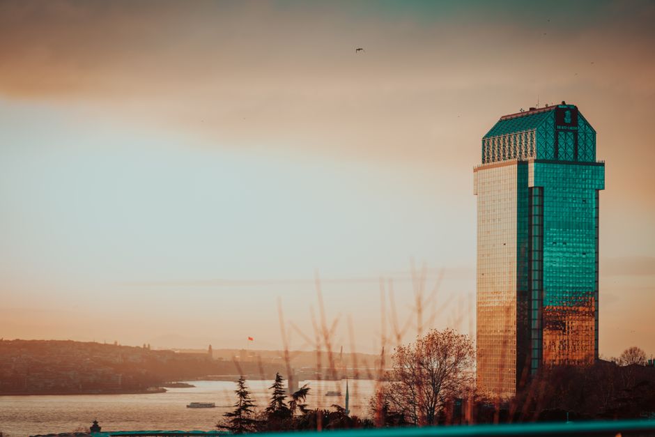 Istanbul's Tech Boom Faces Headwinds as Global Instability Reshapes Startup Funding