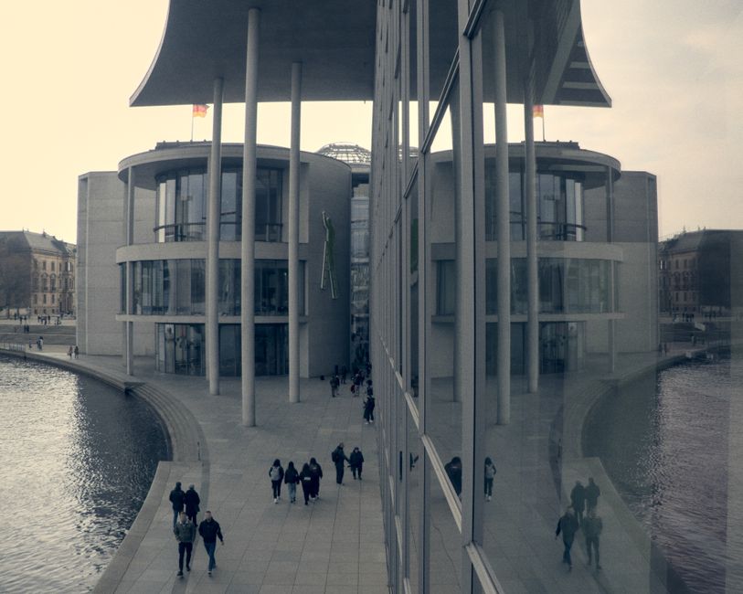 Berlin's Digital Archives Are Drowning in Duplicate Images — Here's What the Numbers Show