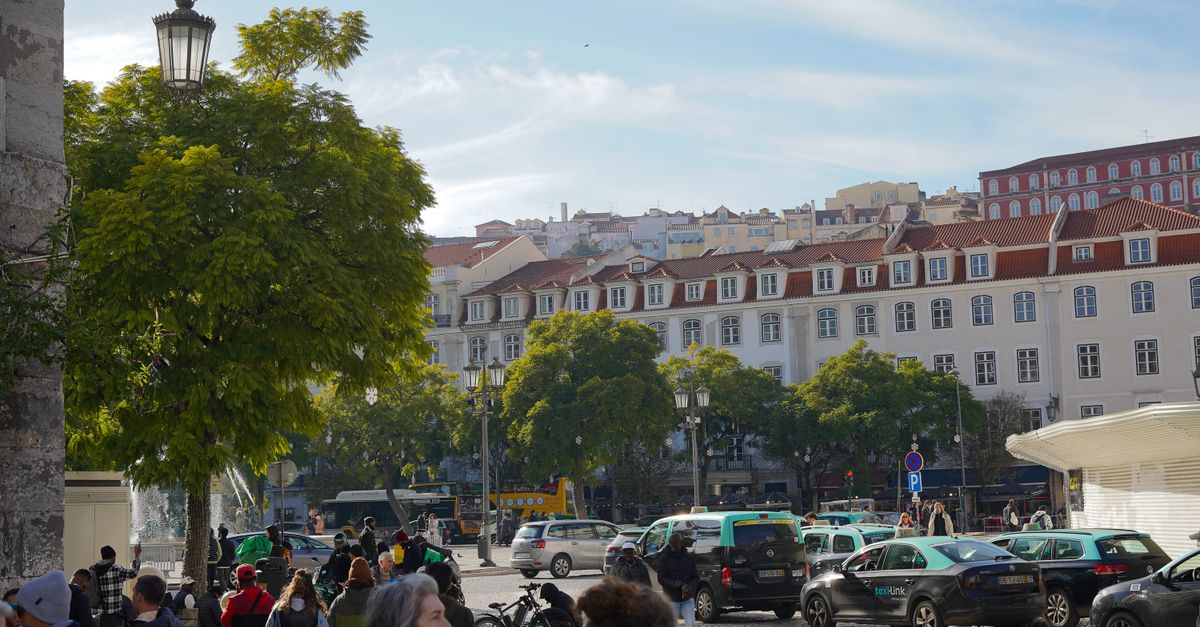 Lisbon's Job Market Shifts Amid Global Turmoil