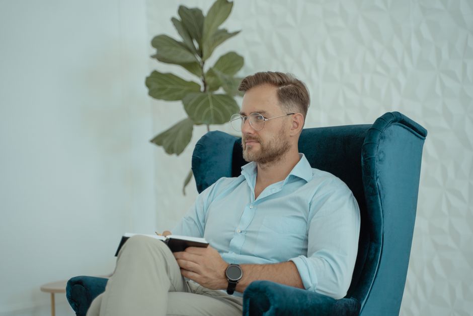 Your mental health roadmap: when to see your GP, a psychologist, or a counsellor