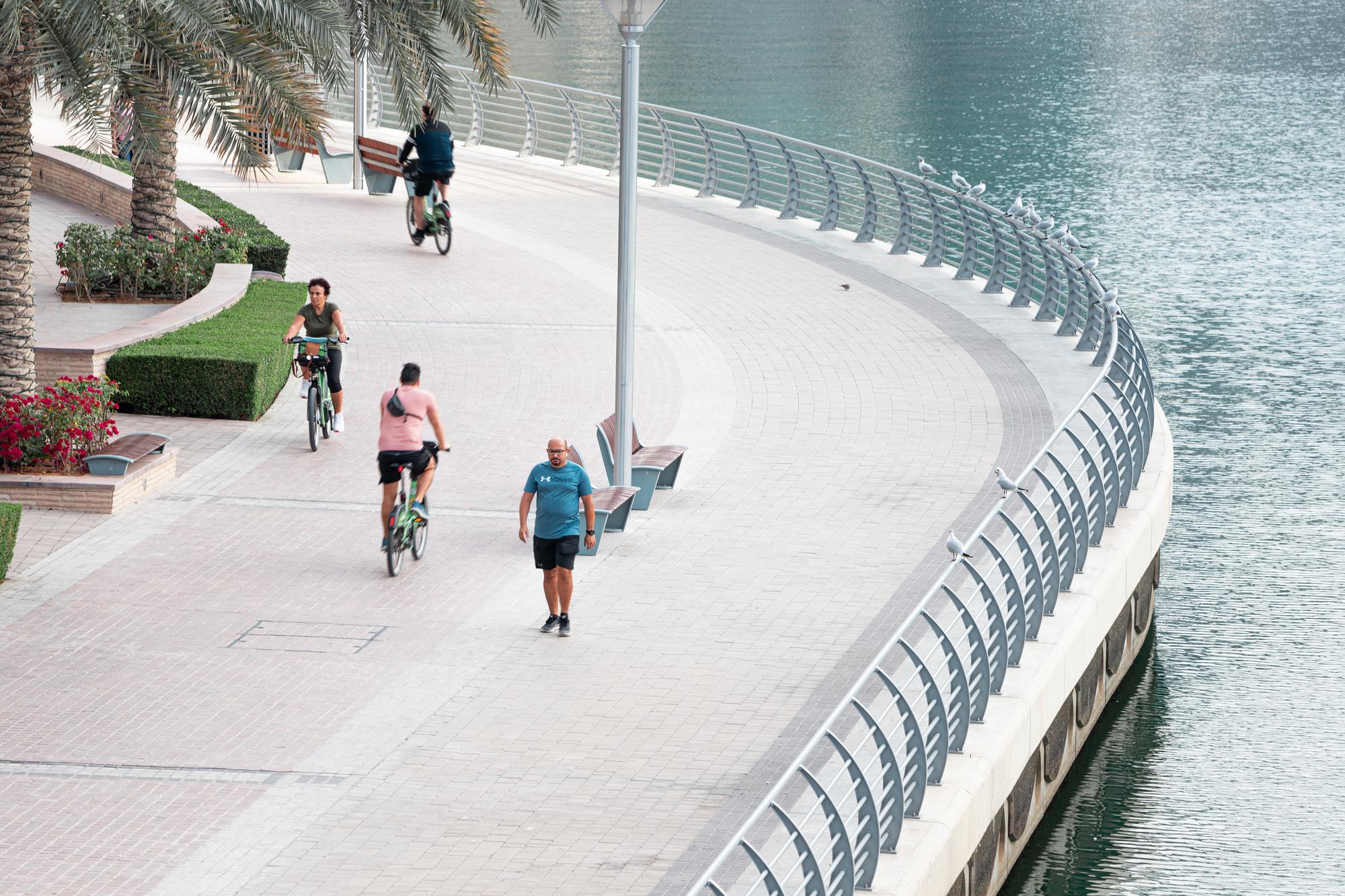 Dubai Residents Master Phone-Free Hours to Reduce Mental Strain