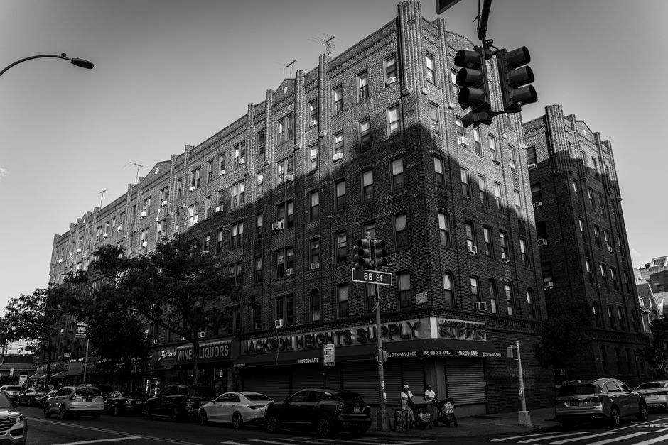 First-Time Buyers' Roadmap: Navigating Grants, Finance and NYC's $800K Reality