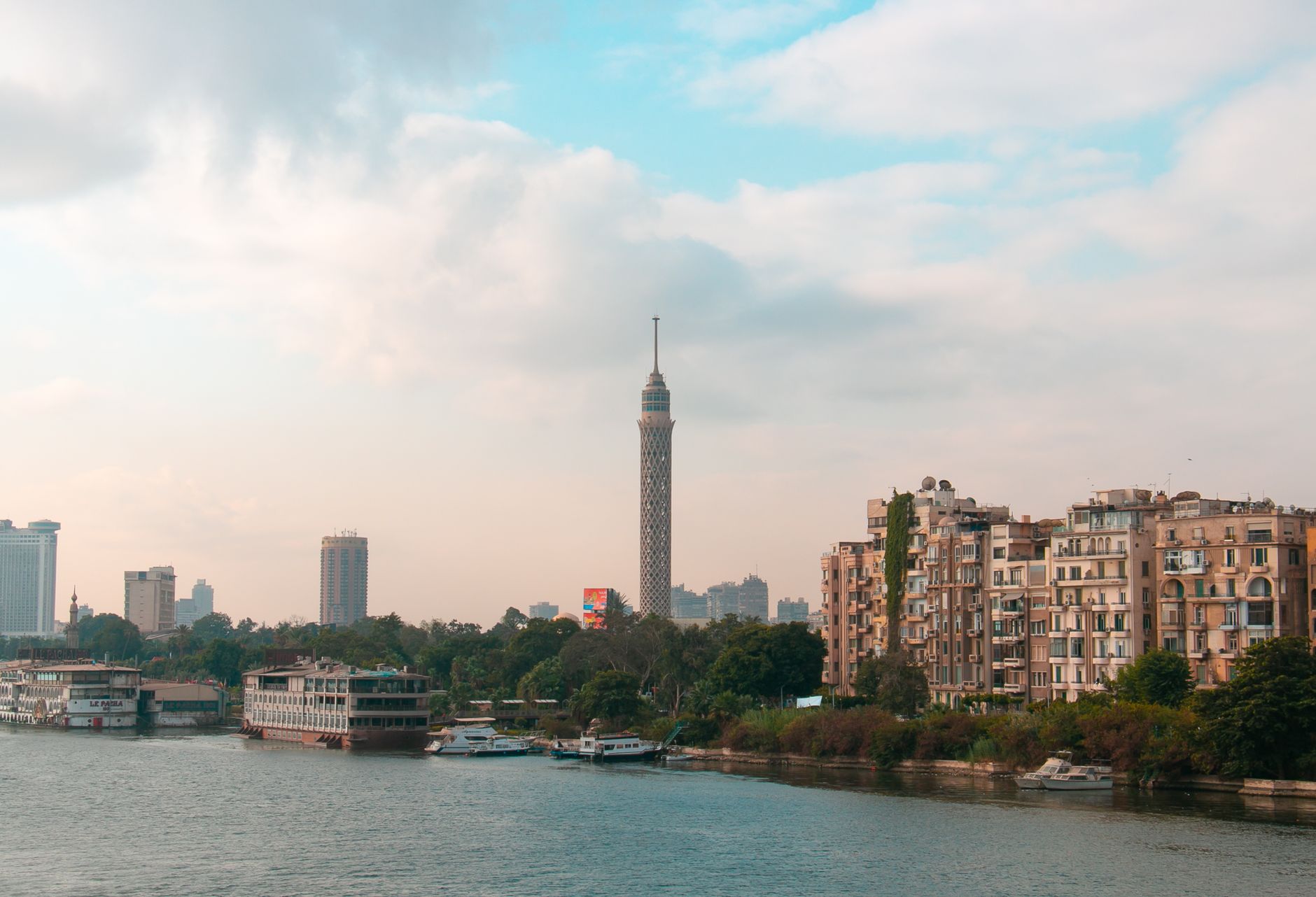Cairo's AI-Powered Delivery Networks Are Slashing Commute Times and Changing How Residents Shop