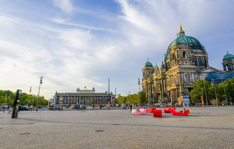 Berlin's Duplicate Image Replacement: What Happens Next and the Key Decisions Ahead