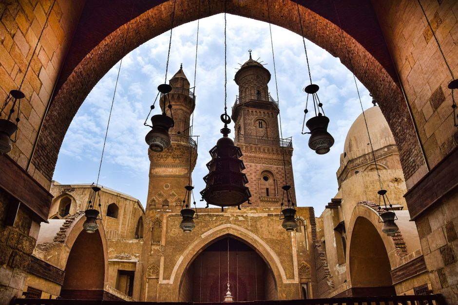 Cairo's Tourism Sector Faces Perfect Storm of Economic Headwinds in 2026