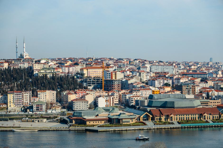 The Bosphorus Running Revolution: How Istanbul's Outdoor Fitness Boom Is Reshaping Urban Wellness