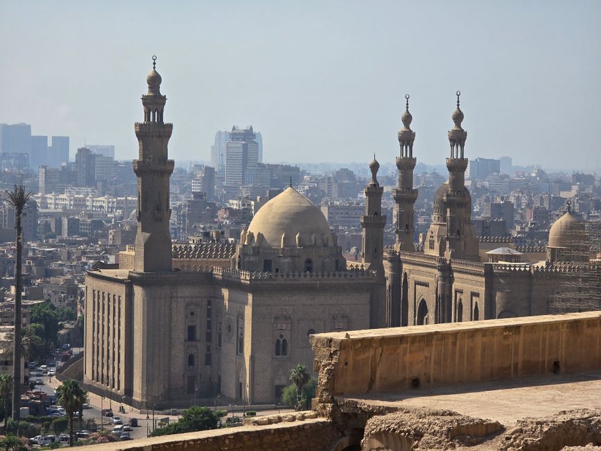 Cairo's Duplicate Image Replacement Efforts: A Global Comparison