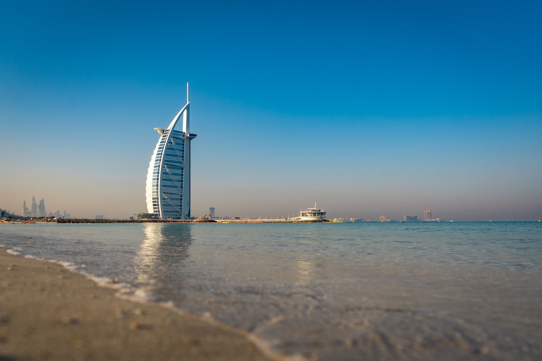 Smart Investors Hunt 5-7% Returns in Dubai's Emerging Neighborhoods