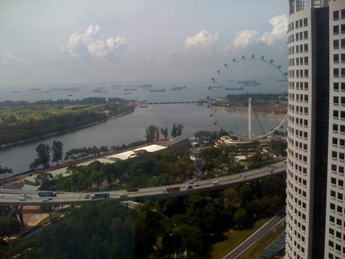 Singapore Heat, Light, Noise Disrupt Sleep for Thousands of Residents