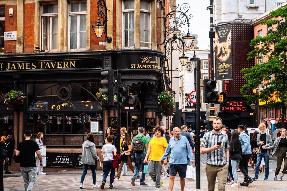 Moving to London? Here's What Locals Actually Tell New Arrivals