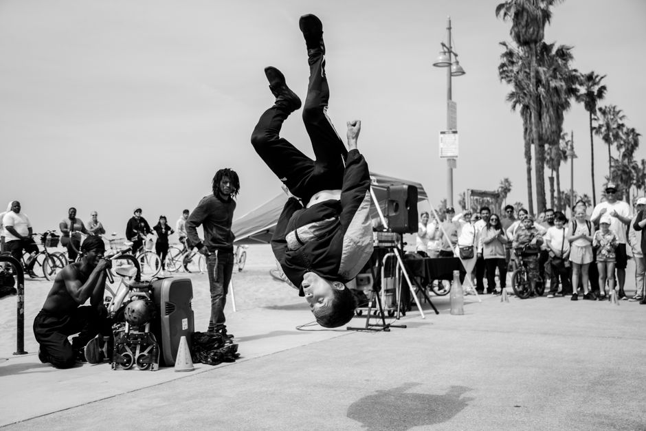 Los Angeles Amateur Sports Leagues Reveal a City Chasing Balance Between Competition and Community Wellness