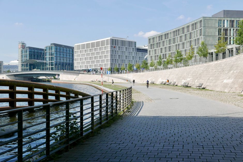 Berlin's Startup Gold Rush: Chasing Billions While Questions Mount on Ethics and Accountability