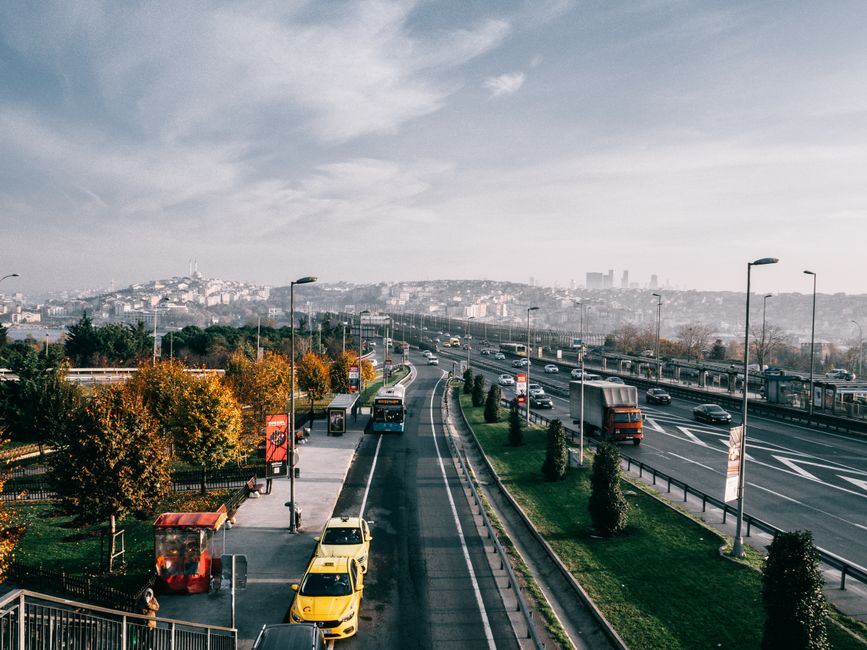 Istanbul's Digital Reckoning: The Numbers Behind the City's Duplicate Image Crisis in Public Records