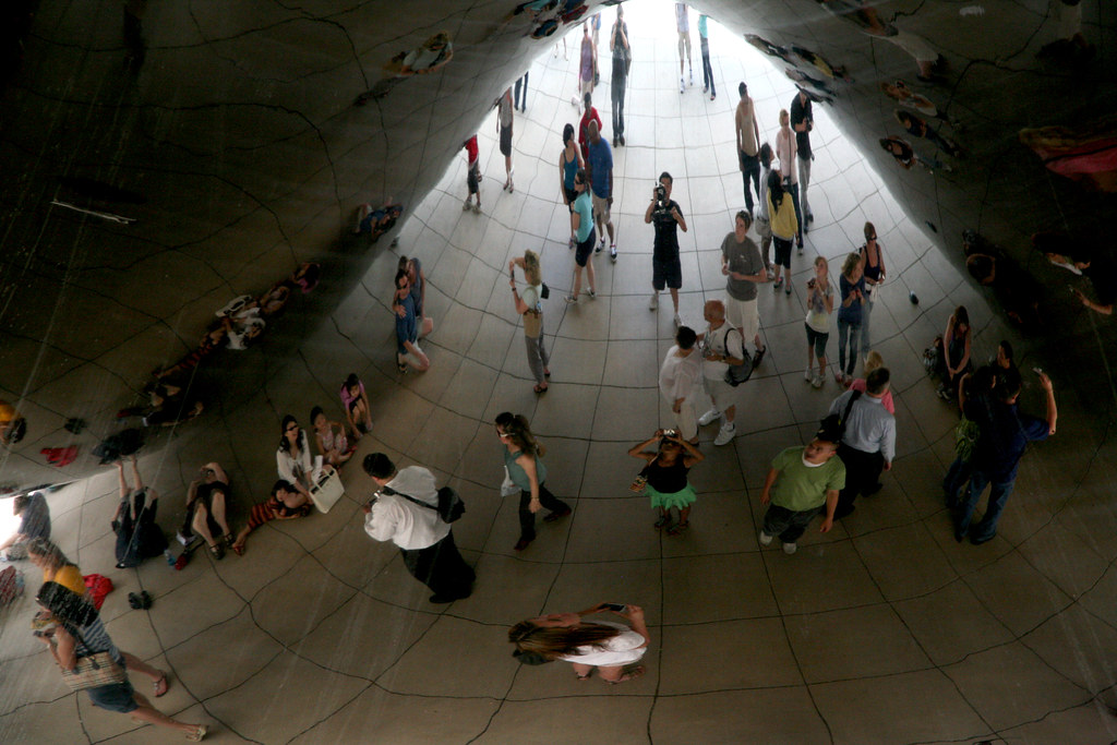 Chicago's Outdoor Pools Draw Early Morning Lap Swimmers