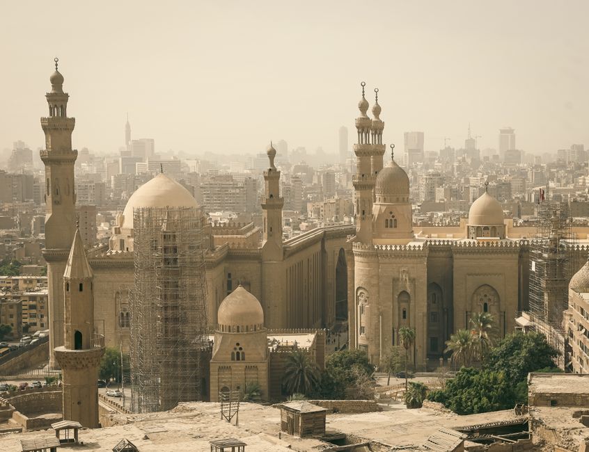 Cairo's Duplicate Image Replacement Efforts: A Global Comparison