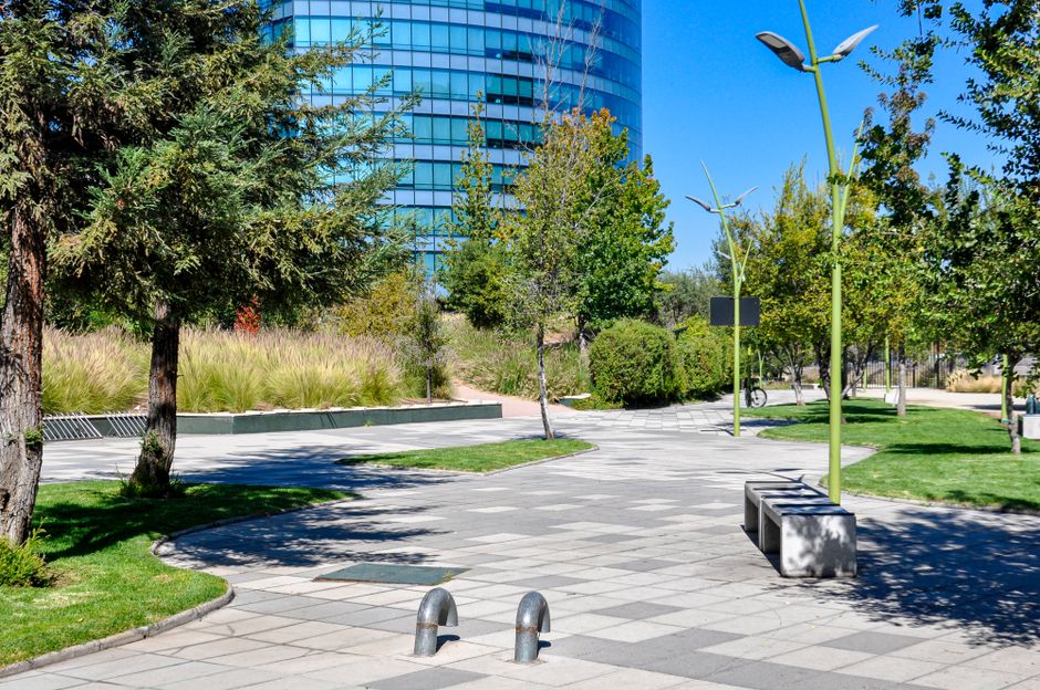 Santiago's Office Market Pivots: Mixed-Use Development Winners Emerge as Hybrid Work Reshapes Demand