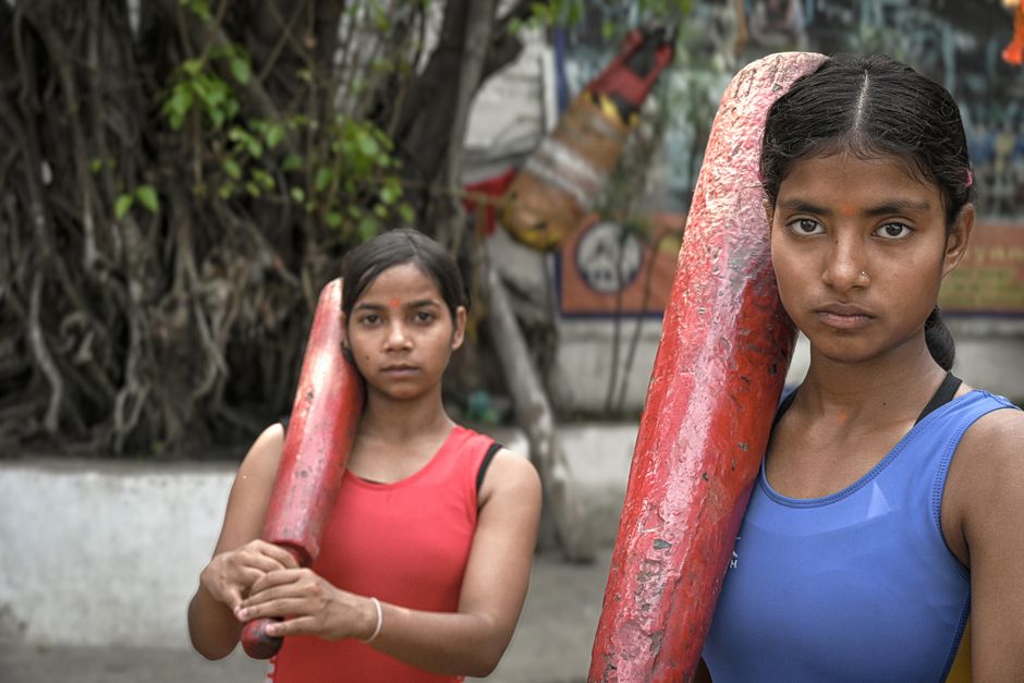 Delhi Aquatic Club's Young Swimmers Break National Record in Relay Championship