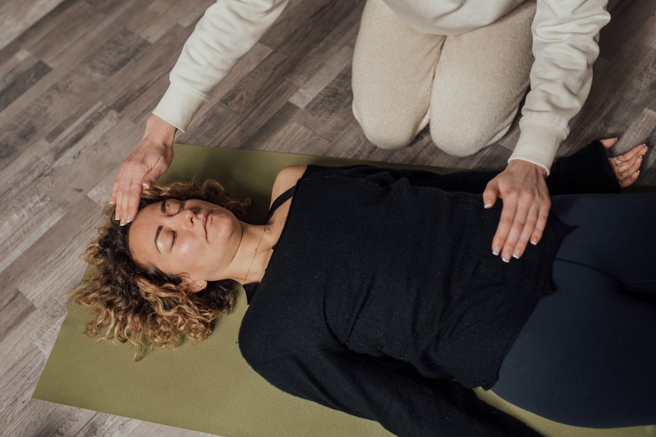 Kuwait City Professionals Adopt Four Breathing Techniques for Stress Relief