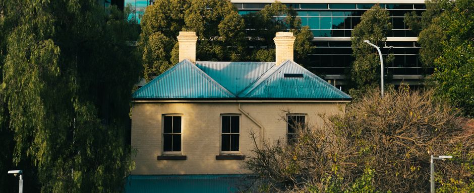 Adelaide House vs Unit Prices: The $250k Gap Explained