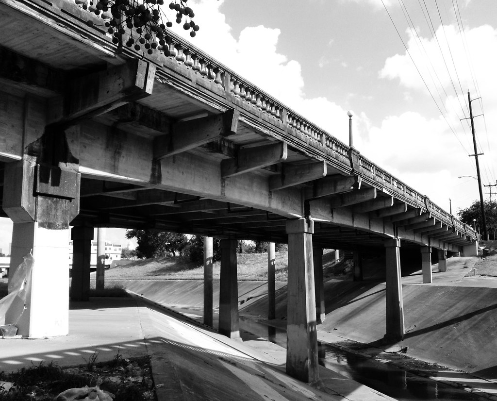 Houston Montrose Development Opposed: Neighbors vs. Housing Demand