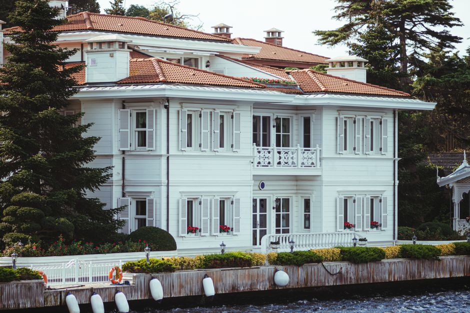 Bahçelievler's Social Housing Push Attracts Investors Seeking Relief from Istanbul's Pricing Spiral