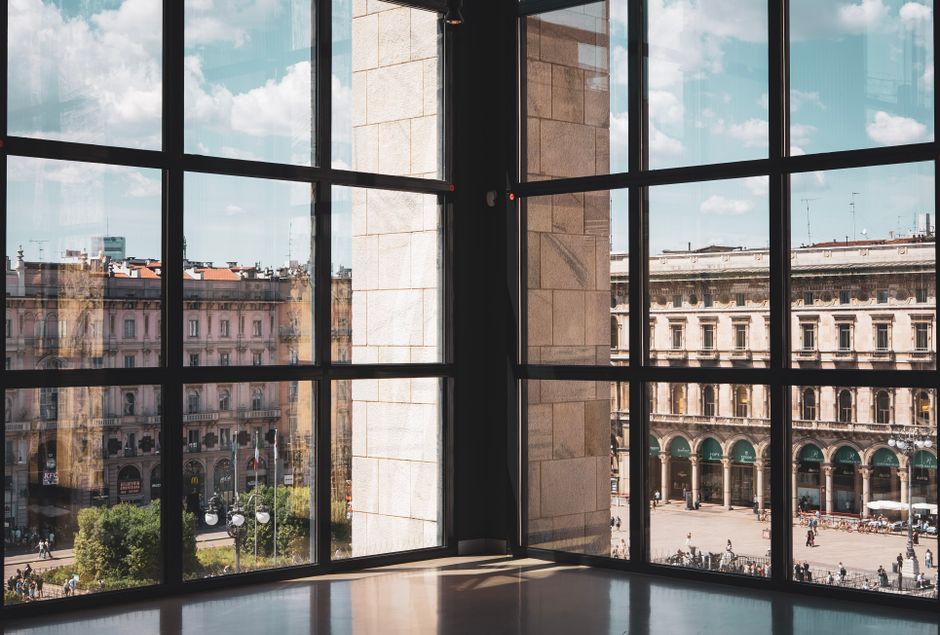 From Duomo to Digital Wallets: How Fintech Is Reshaping Daily Life for Milan's Residents