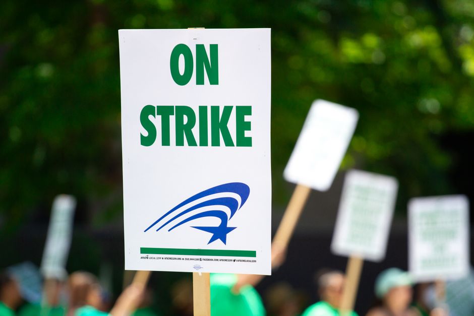 City services strike action looms as ACT workers reject pay offers