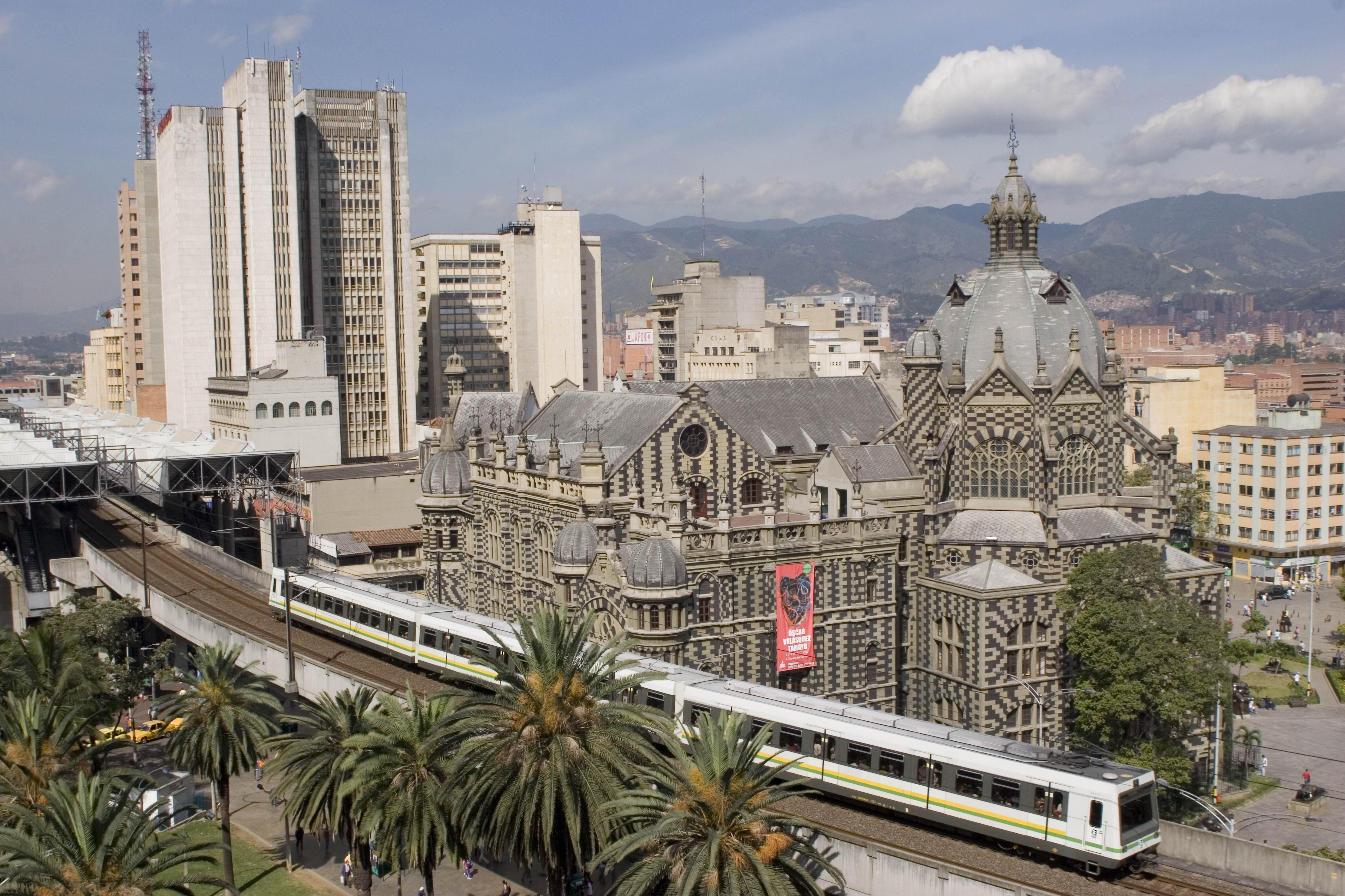 Sabaneta Medellín Real Estate: Metro Growth Corridor 2026