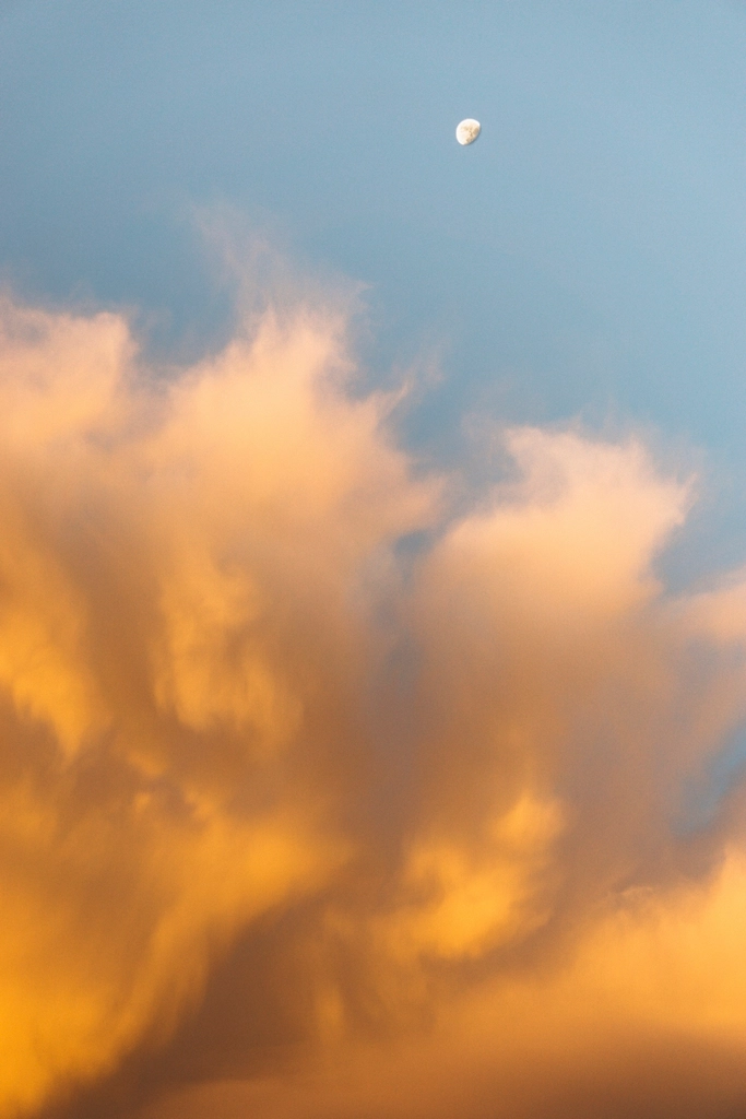 Sunrise Spots for Morning Meditation and Yoga