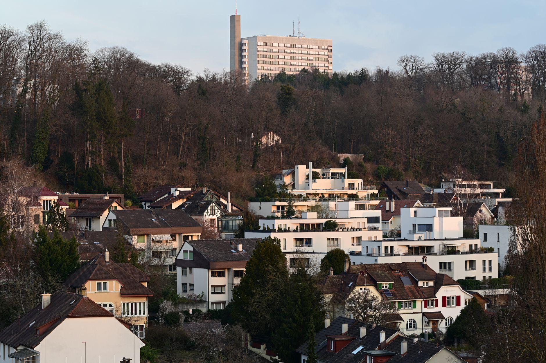 Zurich Waterfront Property Prices Hold Firm in 2026
