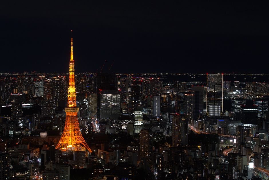 From Shibuya to Shinjuku: How Fintech is Quietly Reshaping Tokyo's Daily Money Habits