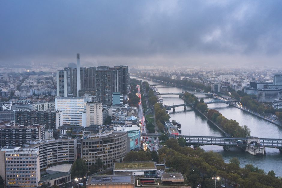 Paris Hospitality at a Crossroads: Key Market Trends Reshaping Retail and Food in 2026