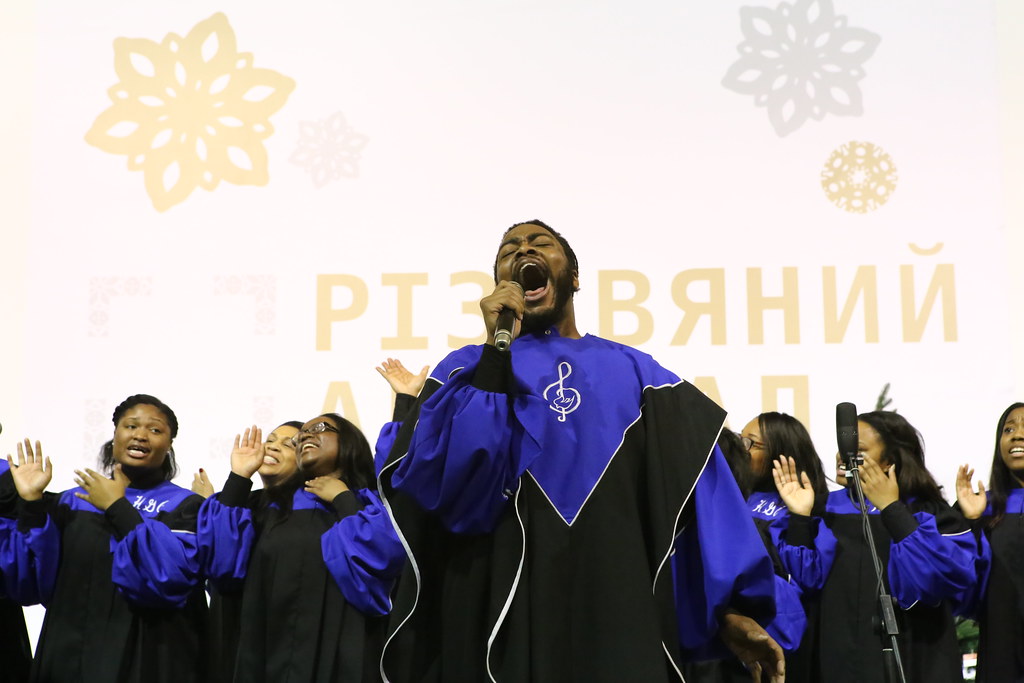 Kyiv College Students Build 5 Neighborhood Sports Leagues From Scratch