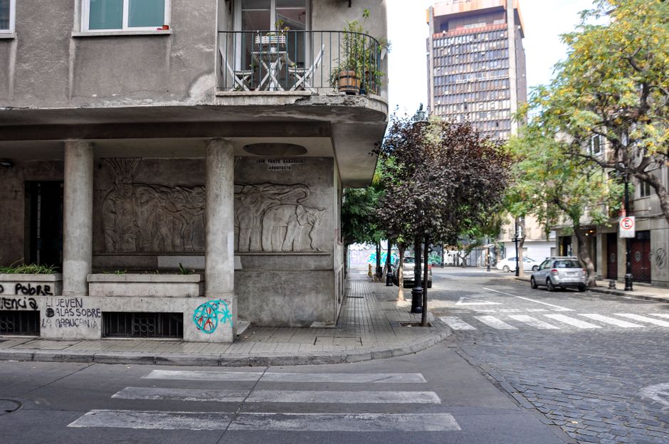Santiago's Food Scene Decoded: Essential Insider Knowledge and Unmissable Venues