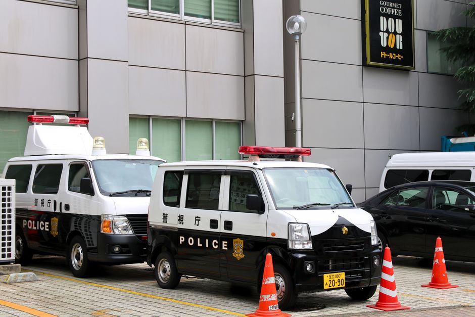 Tokyo Police Boost Patrols After Spate of Convenience Store Robberies in Shibuya and Shinjuku