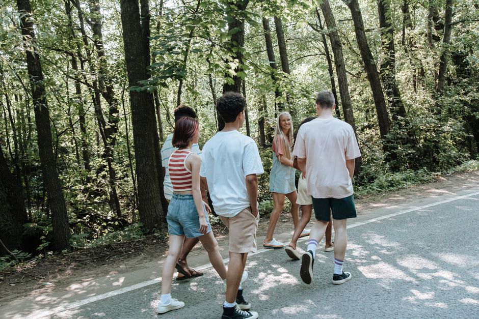 How to Start a Walking Group in Your Neighbourhood