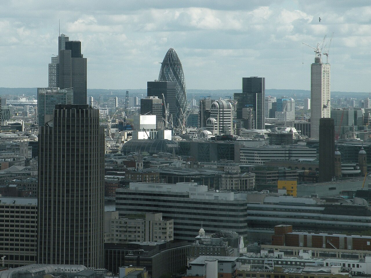 London's startup dream faces reality check: Rising costs and talent drain threaten innovation hub status