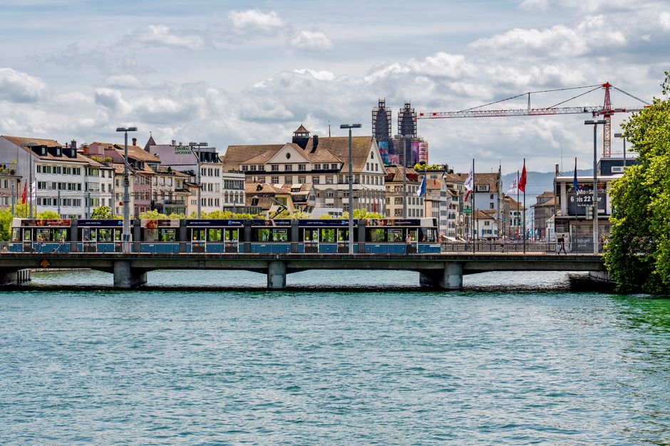 Why Zurich Stands Apart: What Relocating Expats Need to Know About This Swiss City